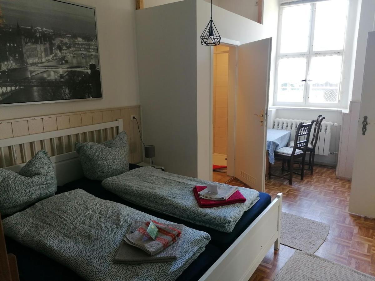 Ruestzeitenheim Sonnenschein Saalburg Ngoại thất bức ảnh